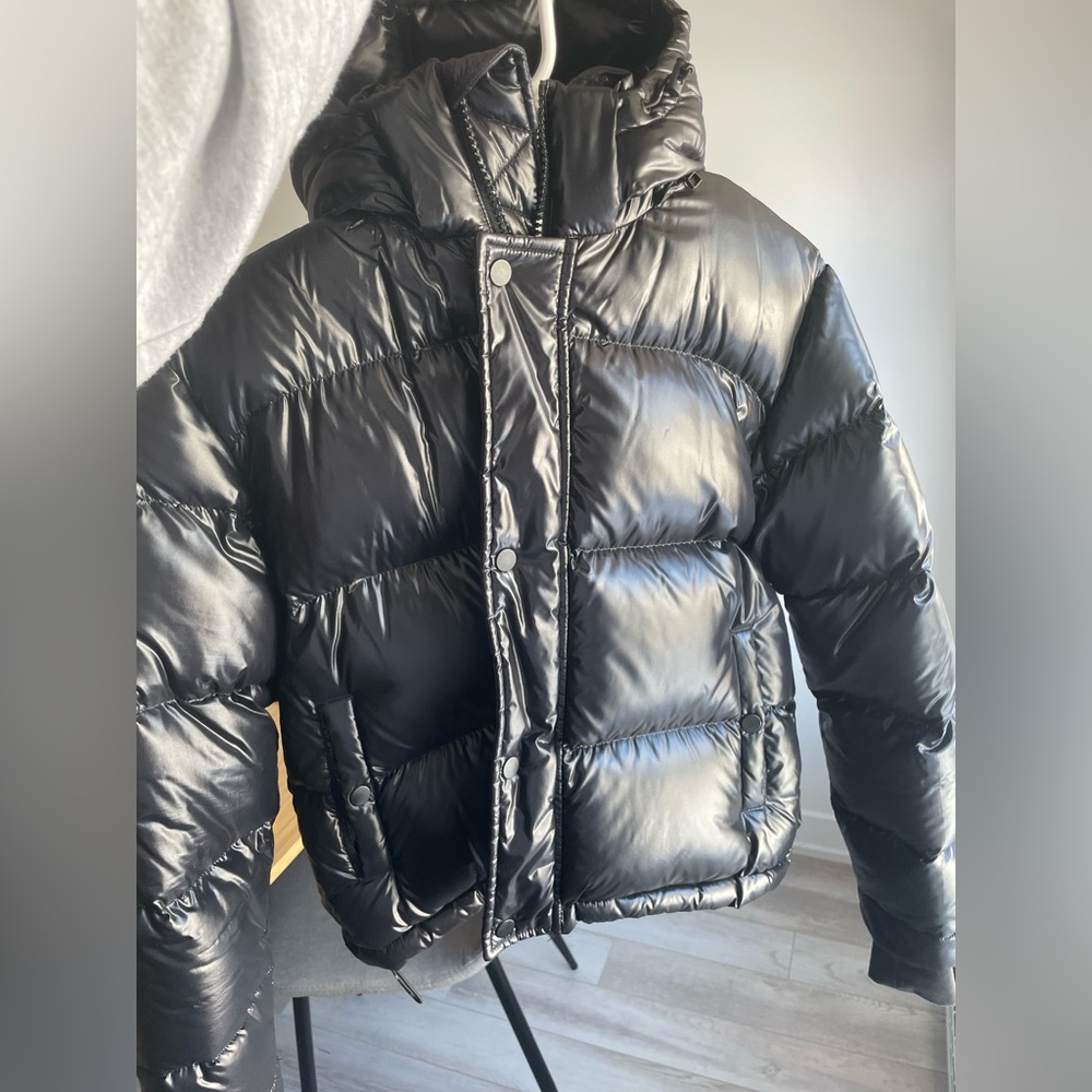 Aritzia short super puff